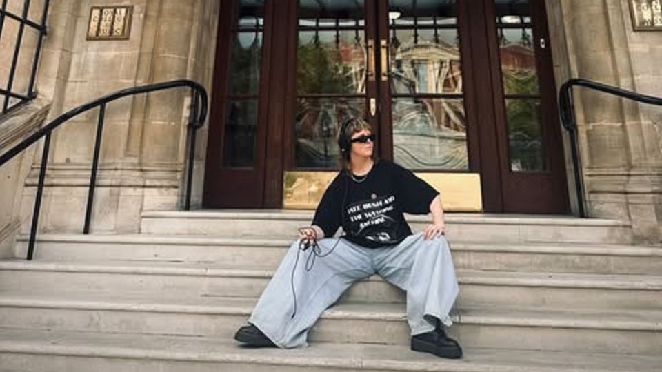 Headshot for Stephanie Pearl